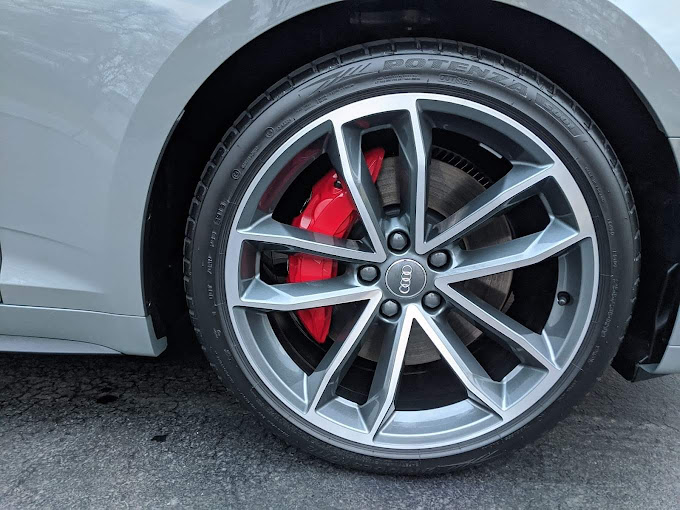 lamborghini urus & polaris slingshot receiving ultimate detail
