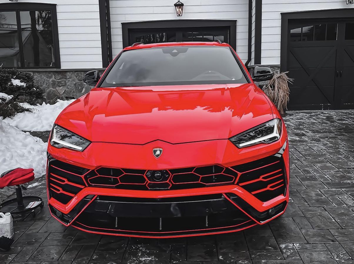 Lamborghini Urus after exterior detailing service